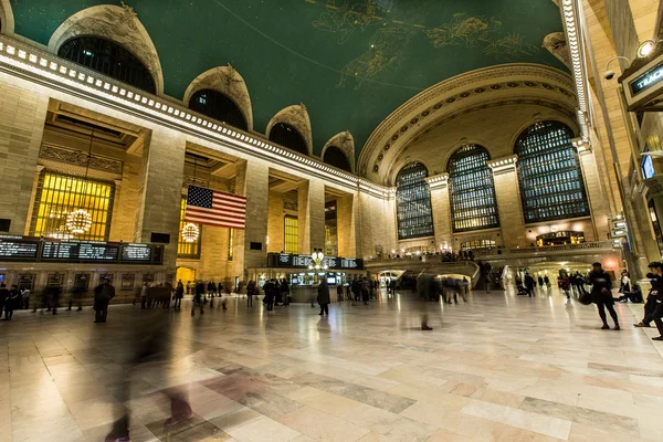 NEW YORK CITY - MAR 18: Interior of Grand Central Station on March 18, 2011 in New York City, NY. The terminal is the largest train station in the world by number of platforms having 44