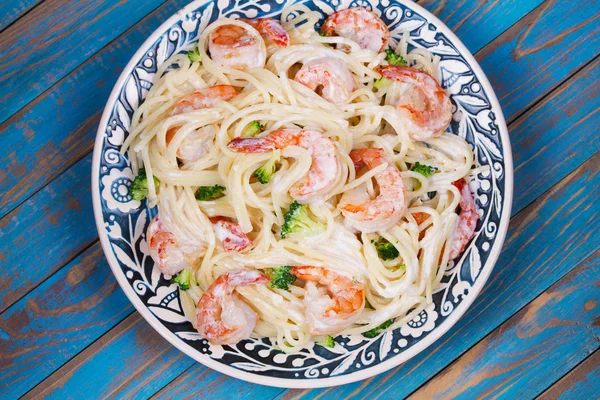 Creamy Shrimp and broccoli Pasta