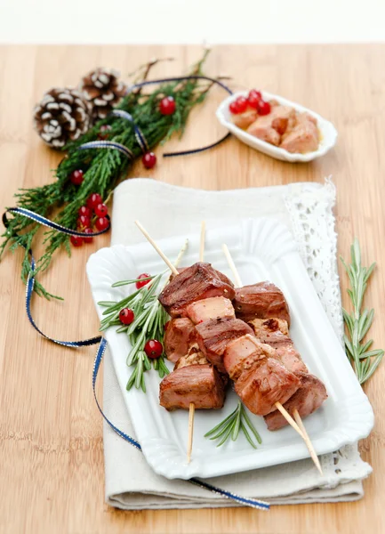 Skewered duck and foie gras