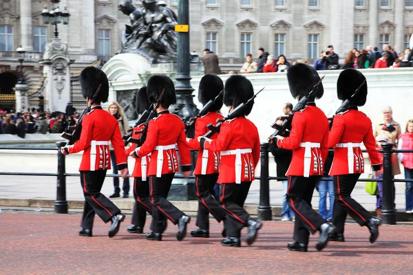 Changing the guard at Buckingham palace