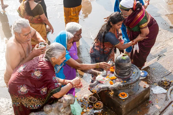 Women Worshipping Shiva
