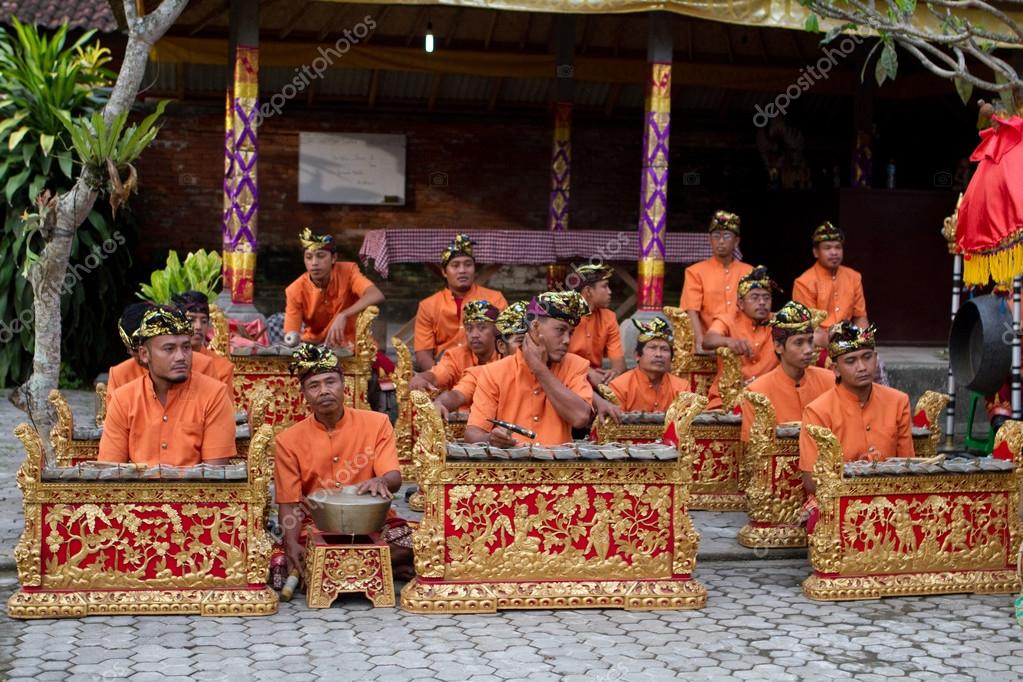 bali gamelan performance essay bali gamelan performance essay