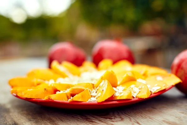 Sliced fruits arrangement