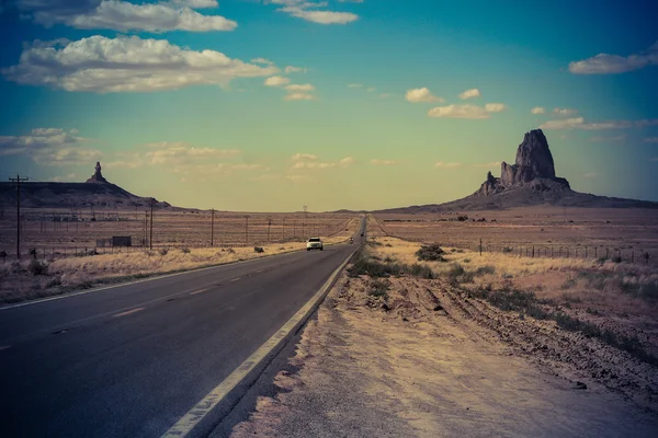 Road to monument valley, Utah, America, national parks of America