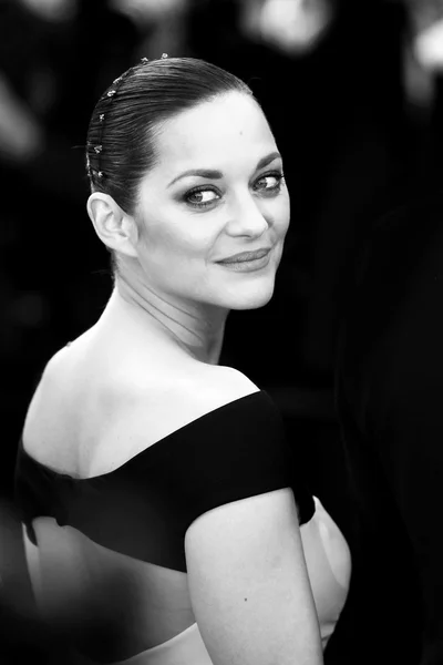 Actress Marion Cotillard