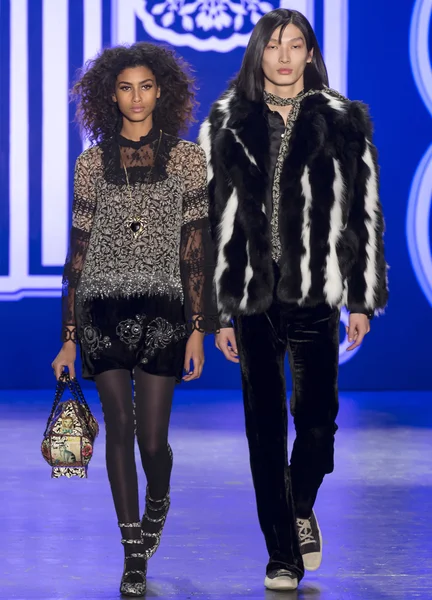 Anna Sui - Fall Winter 2016 Collection