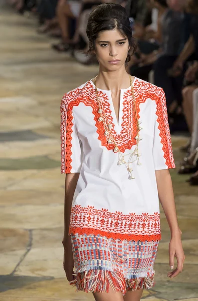 Tory Burch - Spring Summer 2016 Collection