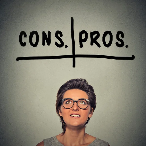 Pros and cons, for and against argument concept