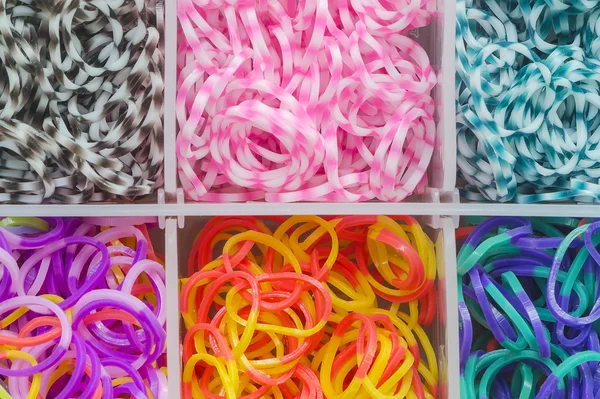 Elastic rainbow loom bands