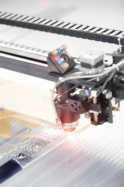 CNC Laser cutting machine cutting acrylic plate