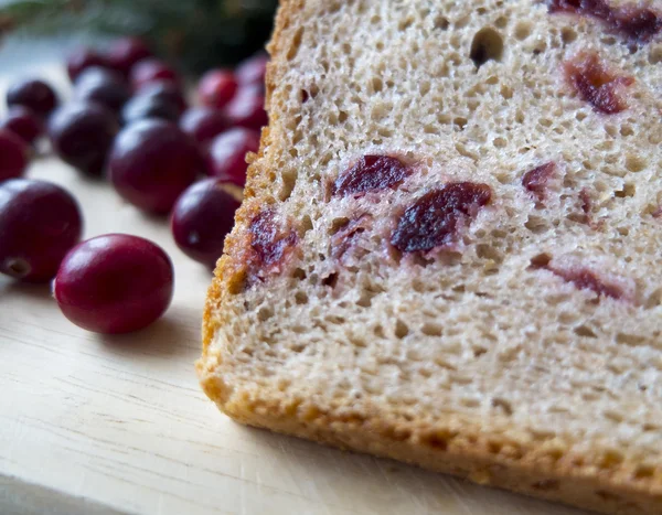 Bread with cranberries