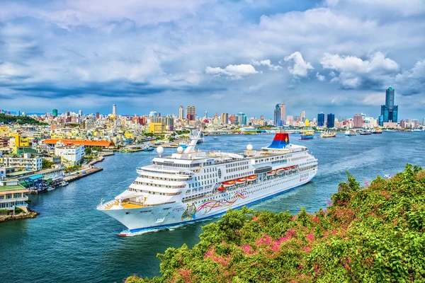 Famous cruise Star Cruises, SuperStar Gemini\'s in Kaohsiung, Taiwan