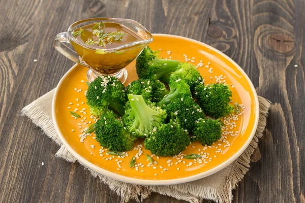 Broccoli with sesame seeds