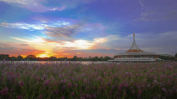 Monument at Suanluang Rama IX