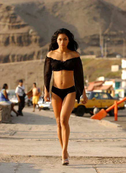 Miss Peru 2005 - Black Slinky Top - Black Bottoms