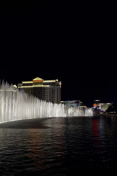 Bellagio waterworks, beautiful water games at night