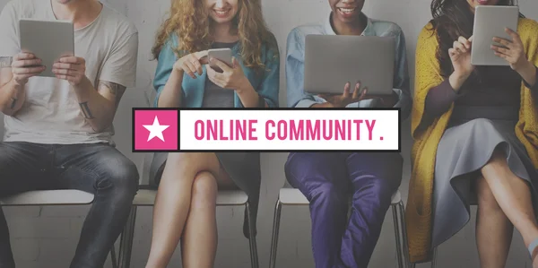 Diversity people with online community