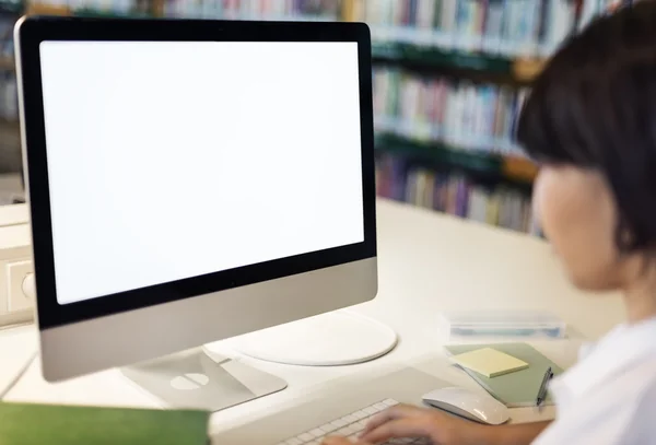 Kid studying with computer