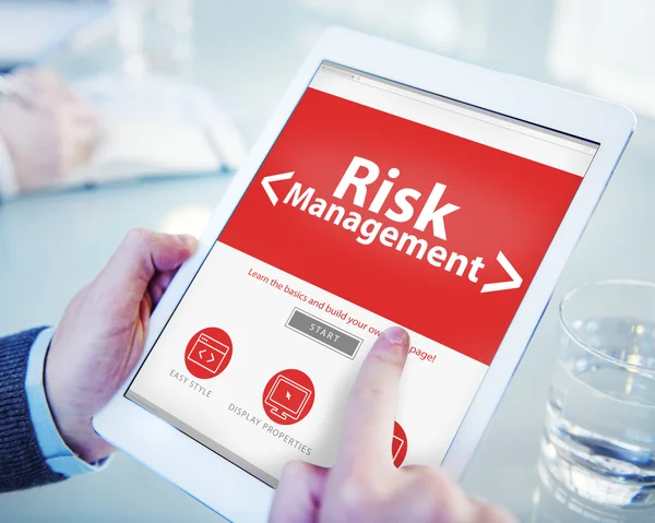 Online Risk Management  Concept