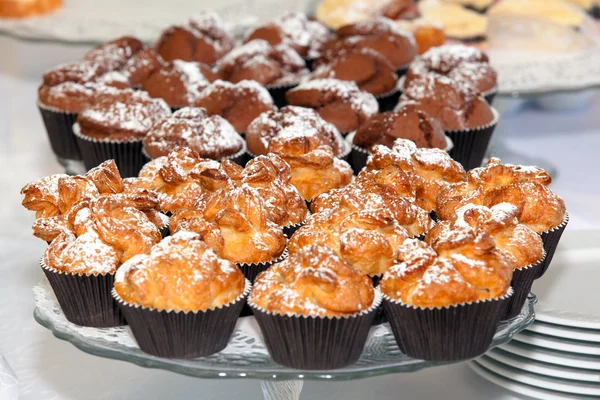 Buffet reception, dessert