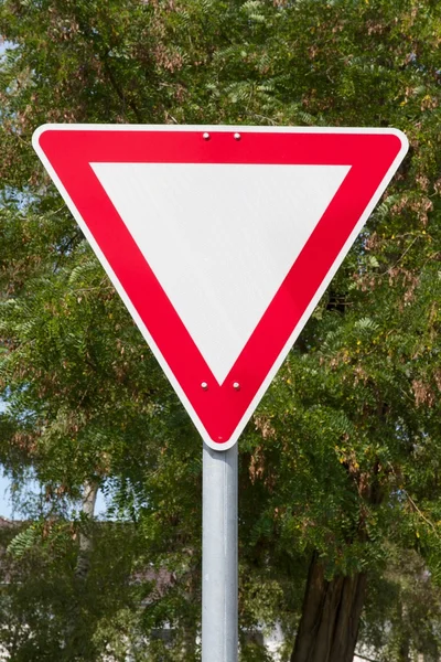 German road sign: Give Way