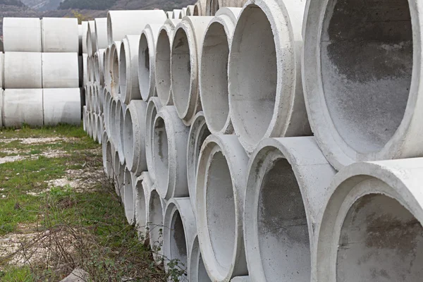 Concrete rings for draw-wells