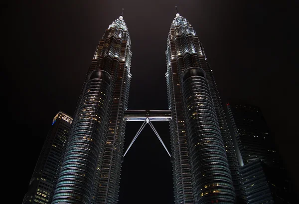 KUALA LUMPUR, MALAYSIA - 10 DESEMBER 2014: Petronas Twin Towers