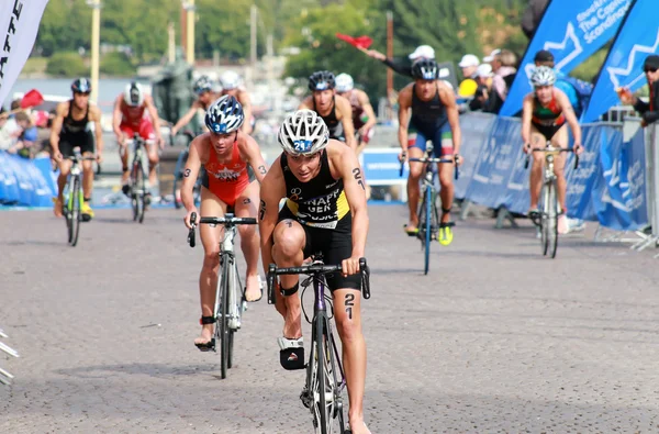 Anja Knapp and competitors cycling