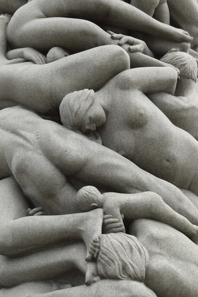 Statue of a pile of humans in Frogner Park, Oslo
