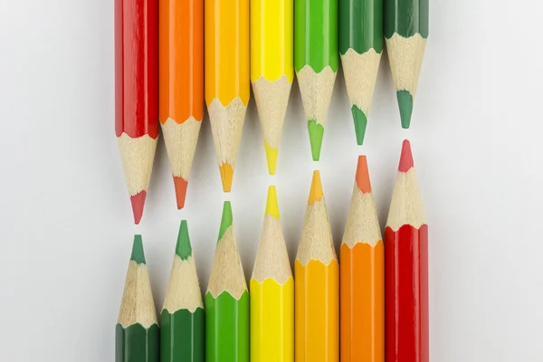 Conceptual crayons as double energy label colors