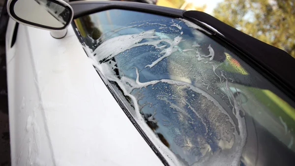 Car car wash window glass foam mirror reflection roof cabriolet car shampoo door cleaning