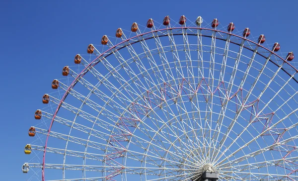 The highest Tempozan Gaint Ferris Wheel (Daikanransha) in the cl