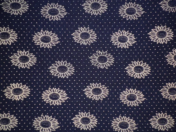 Floral motif cloth
