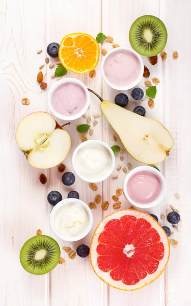 Yogurt with fresh fruits