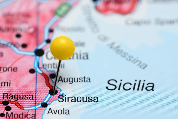 Siracusa pinned on a map of Italy