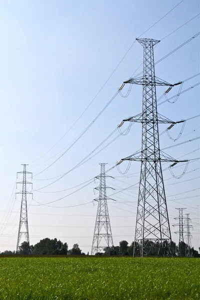 Electric power distribution