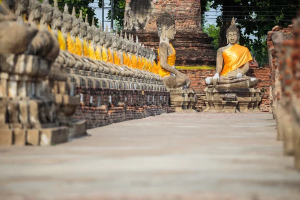 Thai buddhist statues