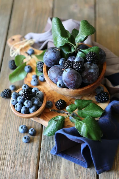 Blackberries & plums - still life