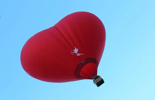 Fire balloon