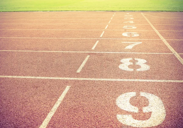 Starting point with running track lane Numbers