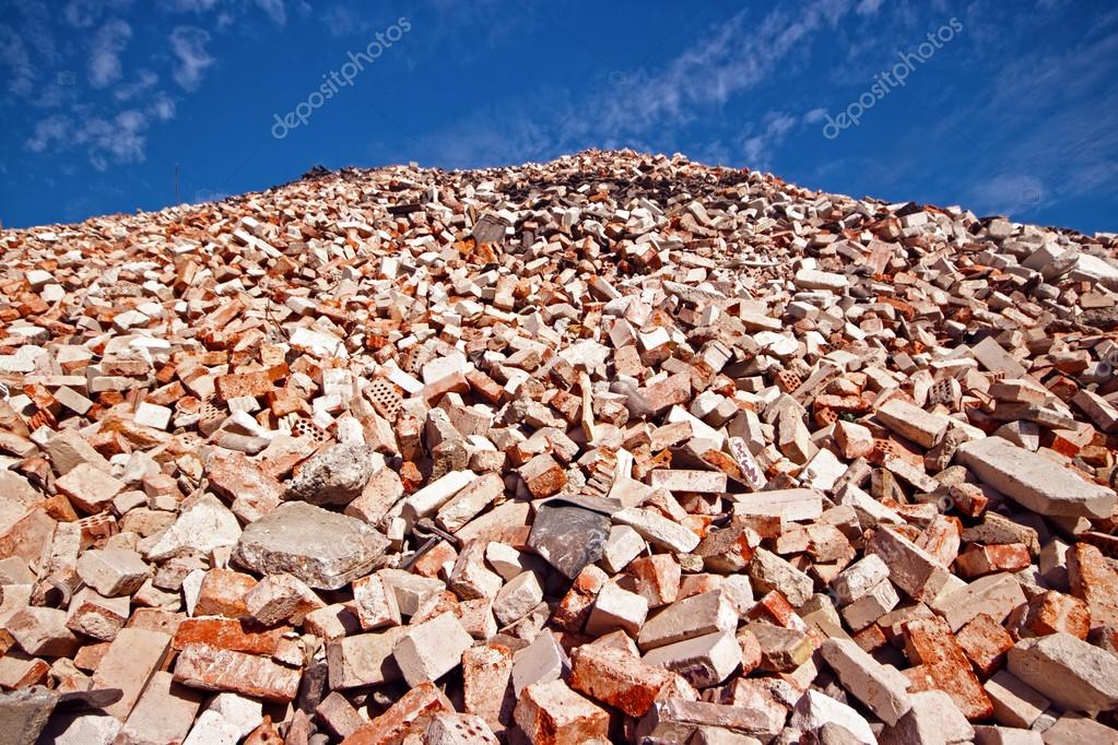 depositphotos_56828773-Pile-of-bricks-in-recycling-site.jpg