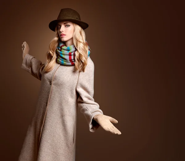 Fall Fashion. Woman in Autumn Outfit. Stylish Coat