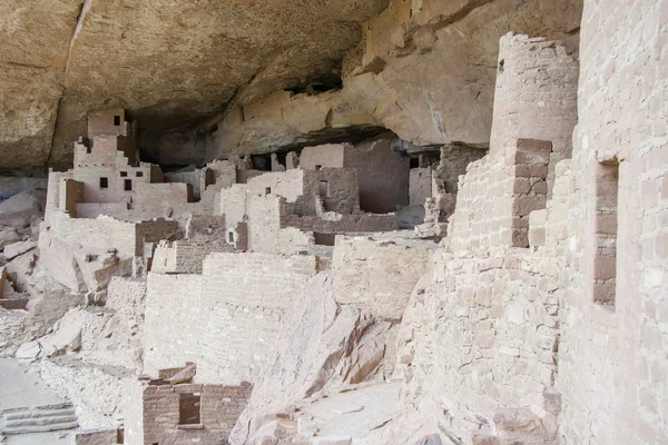 Cliff Palace, ancient puebloan village of houses and dwellings in Mesa Verde National Park, New Mexico,  USA