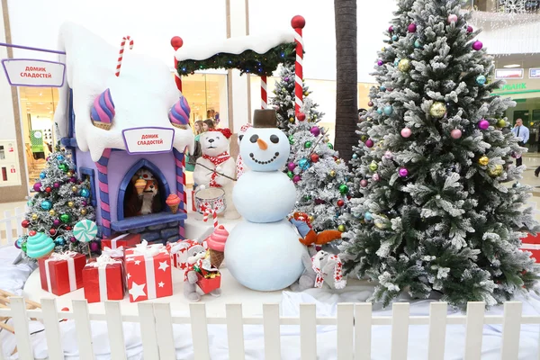 Snowman in New Year\'s small town, scenery