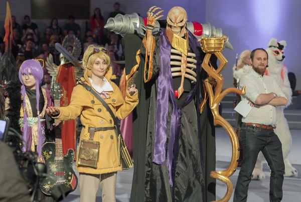 Cosplayer dressed as character Momonga from Overlord anime serie