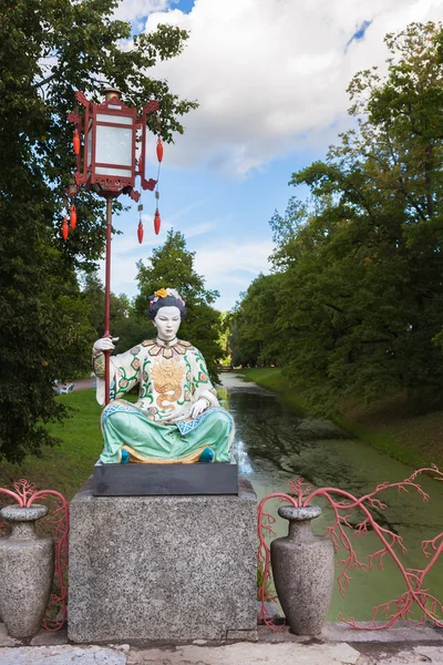 Sculpture on the Grand Chinese Bridge in Alexander Park,  Tsarsk