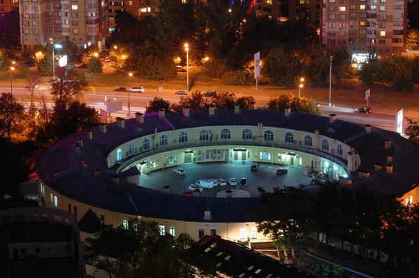 Round courtyard