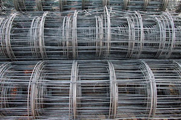 Steel Wire Mesh construction for flooring.Structural steel