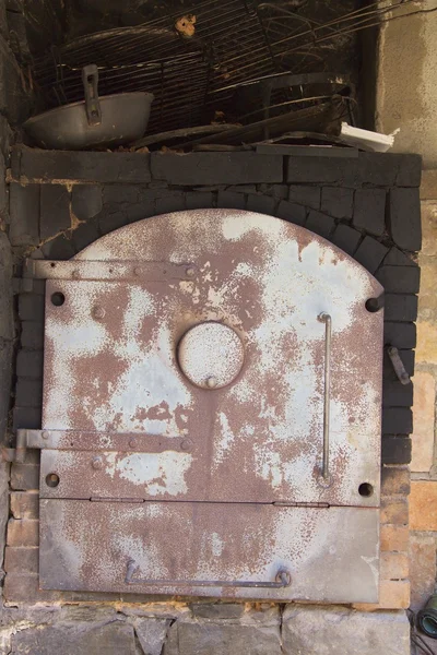 Old Iron Cooking Oven
