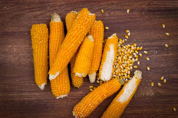 Corn, corn cobs, corn kernels